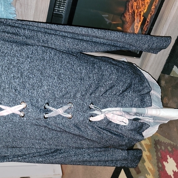 Maurices Top -> Maurices top - Picture 2 of 4